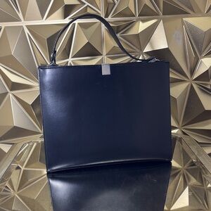 Sleek Black Mattioni bag